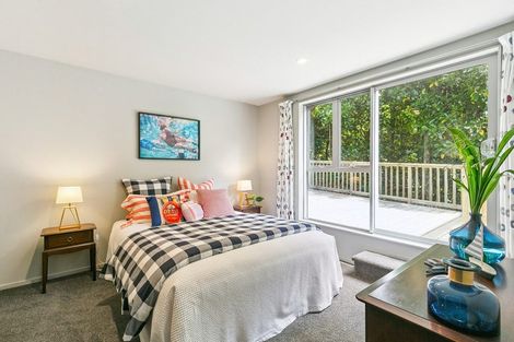 Photo of property in 77a Nicholson Road, Khandallah, Wellington, 6035