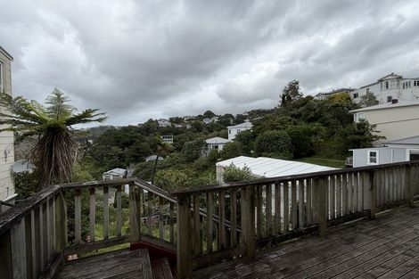 Photo of property in 21 Plunket Street, Kelburn, Wellington, 6012