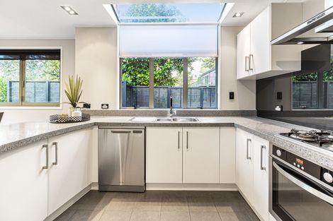 Photo of property in 103 Takahe Road, Titirangi, Auckland, 0604