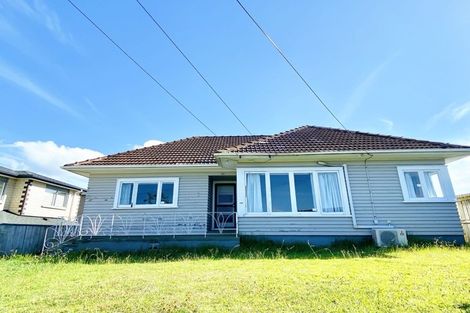 Photo of property in 15 Hendry Avenue, Hillsborough, Auckland, 1042