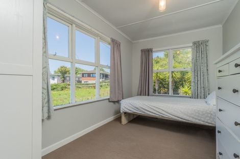 Photo of property in 1/237 Hepburn Road, Glendene, Auckland, 0602