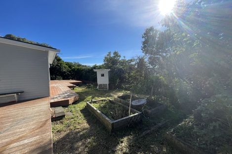 Photo of property in 143 Seatoun Heights Road, Miramar, Wellington, 6022