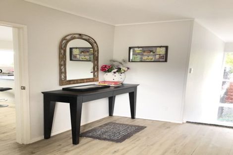 Photo of property in 26 Gretel Place, Hillcrest, Auckland, 0627