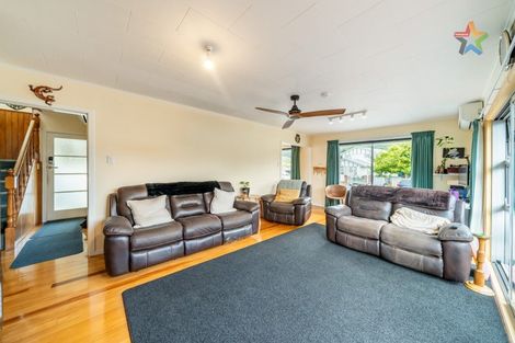 Photo of property in 30 Matthews Road, Wainuiomata, Lower Hutt, 5014