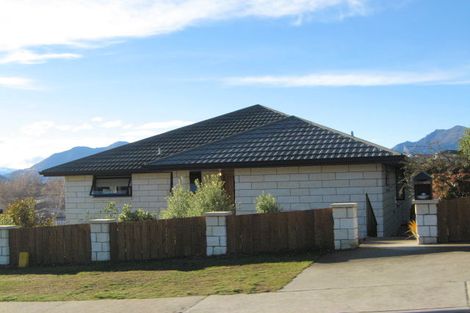 Photo of property in 99 Plantation Road, Wanaka, 9305