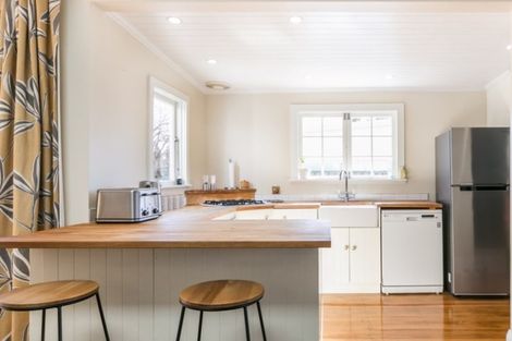 Photo of property in 59 Ferry Road, Clive, 4102