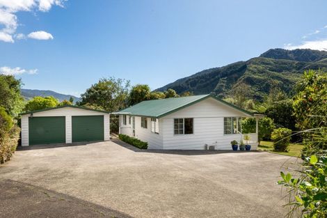 Photo of property in 1693 Queen Charlotte Drive, Linkwater, 7281