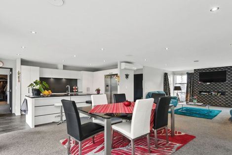 Photo of property in 99 Shillingford Boulevard, Rolleston, 7615