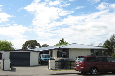 Photo of property in 64 Bush Street, Rangiora, 7400