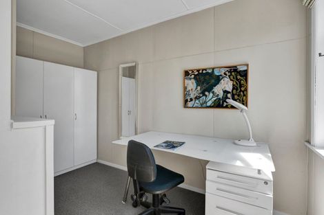 Photo of property in 38 Lawry Street, Blagdon, New Plymouth, 4310