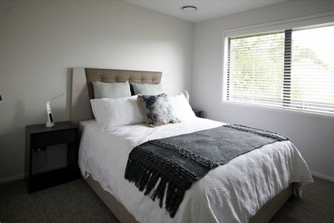 Photo of property in 65 Glenvar Ridge Road, Long Bay, Auckland, 0630