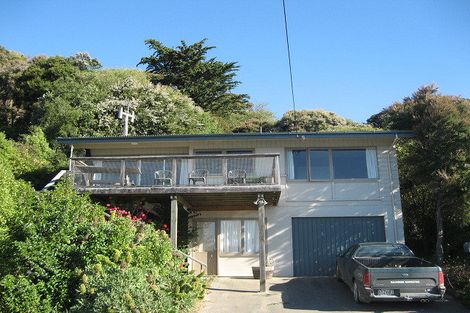Photo of property in 203 Beach Road, Akaroa, 7520