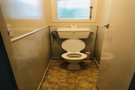 Photo of property in 42 Mcfarlane Street, Oakura, 4314