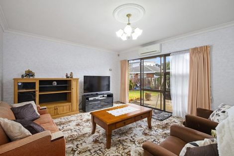 Photo of property in 4 Brynbela Court, Papakura, 2110