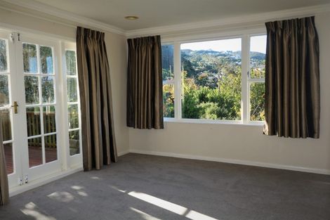 Photo of property in 10 Khouri Avenue, Karori, Wellington, 6012