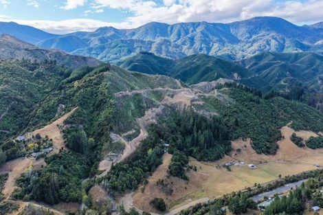 Photo of property in 80 Ross Road, Hira, 7071