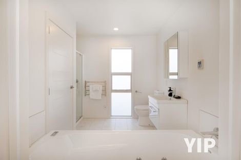 Photo of property in 74 Cedarwood Street, Woodridge, Wellington, 6037