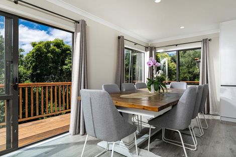 Photo of property in 24b Schnapper Rock Road, Schnapper Rock, Auckland, 0632