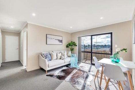 Photo of property in 285a Don Buck Road, Massey, Auckland, 0614