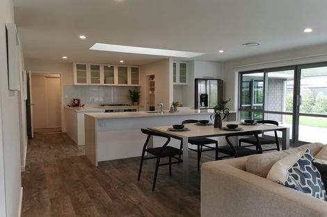 Photo of property in 7 Ruahine Road, Poraiti, Napier, 4112