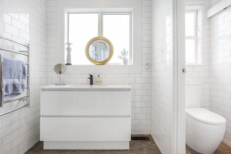 Photo of property in 117 Highgate, Roslyn, Dunedin, 9010