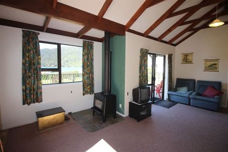 Photo of property in 8 Thompson Place, Anakiwa, Picton, 7281