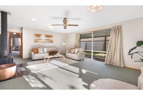 Photo of property in 5 Bluff Street, Coalgate, 7673