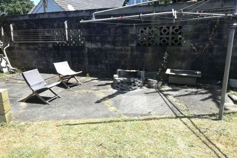 Photo of property in 4 Pettit Place, Manukau, Auckland, 2025