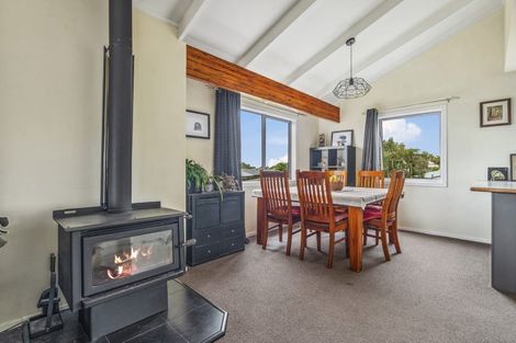 Photo of property in 1 Waitawa Place, Lynmore, Rotorua, 3010