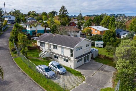 Photo of property in 115 Athena Drive, Totara Vale, Auckland, 0629