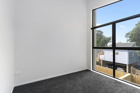 Photo of property in 14 Rangimarie Close, Opaheke, Papakura, 2113