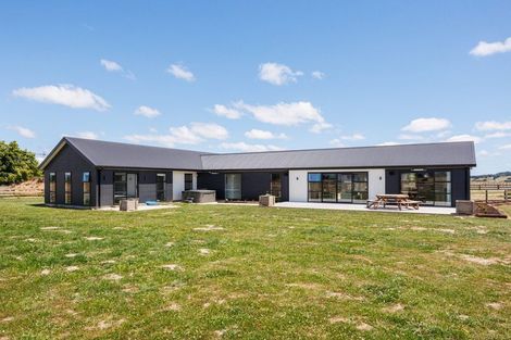 Photo of property in 158 Pharazyn Road, Feilding, 4777