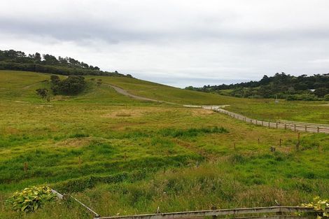 Photo of property in 99 Mcpike Road, Waimauku, 0883