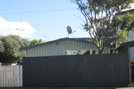 Photo of property in 314 Muritai Road, Eastbourne, Lower Hutt, 5013