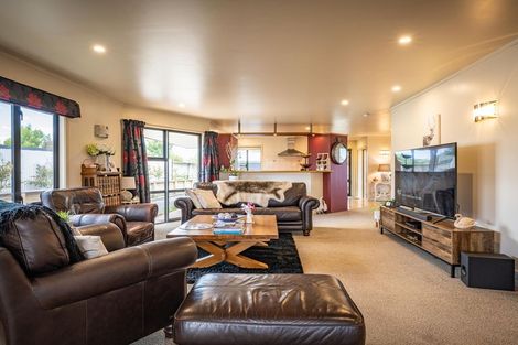 Photo of property in 38 Grove Avenue, Weston, Oamaru, 9401