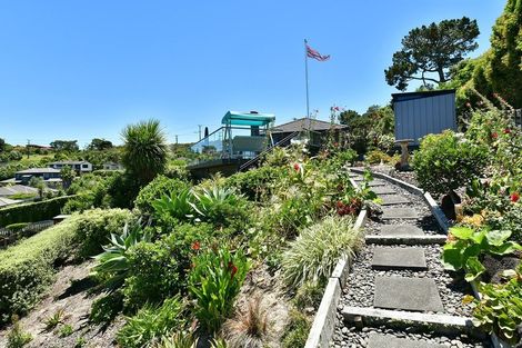 Photo of property in 25 Waldorf Crescent, Orewa, 0931