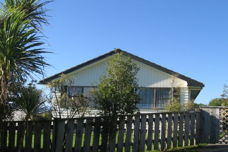 Photo of property in 33 Whitechapel Grove, Stokes Valley, Lower Hutt, 5019