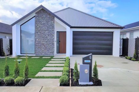 Photo of property in 6 Jane Maree Road, Kumeu, 0810