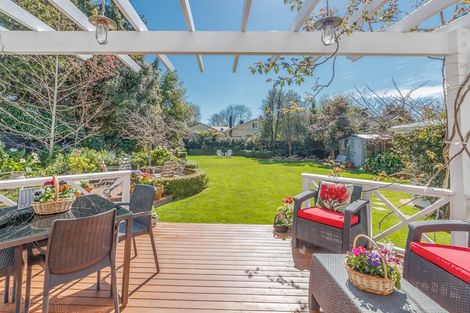 Photo of property in 23 Elmira Avenue, Hokowhitu, Palmerston North, 4410