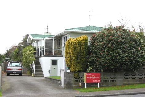 Photo of property in 185 Mangorei Road, Merrilands, New Plymouth, 4312