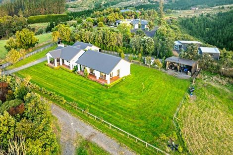 Photo of property in 12 Fleetwood Lane, Turitea, Palmerston North, 4472