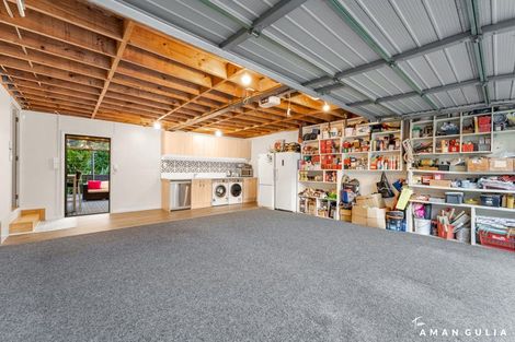 Photo of property in 322b Glenfield Road, Glenfield, Auckland, 0629