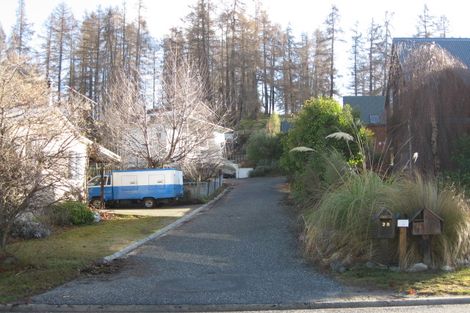 Photo of property in 28 Bills Way, Wanaka, 9305