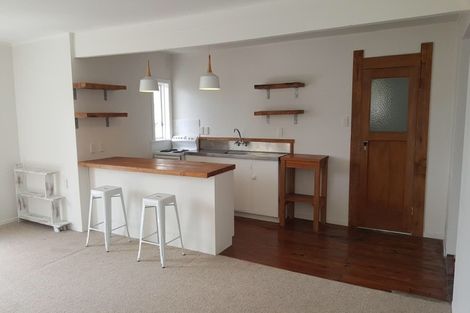 Photo of property in 32 Rodrigo Road, Kilbirnie, Wellington, 6022