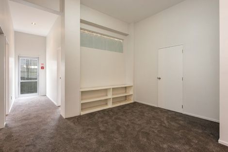 Photo of property in 2/27 Drummond Street, Mount Cook, Wellington, 6021