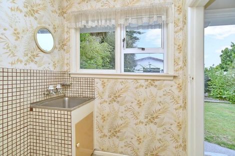 Photo of property in 77 Cutts Road, Russley, Christchurch, 8042