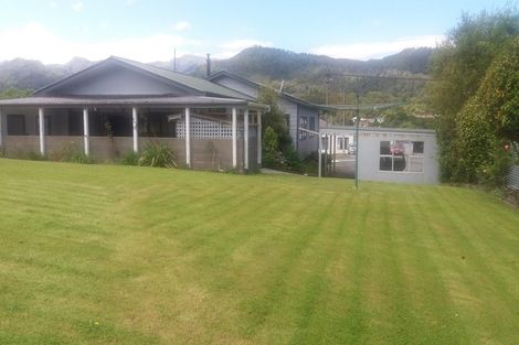 Photo of property in 67 Ranfurly Street, Runanga, 7803