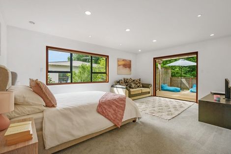 Photo of property in 14 Nile Road, Milford, Auckland, 0620