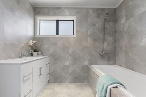 Photo of property in 96a Union Road, Howick, Auckland, 2014