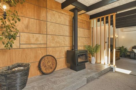 Photo of property in 56 Palmerston Road, Havelock North, 4130